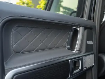 MERCEDES-BENZ G 500  Final Edition