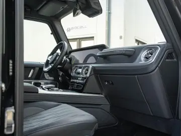 MERCEDES-BENZ G 500  Final Edition