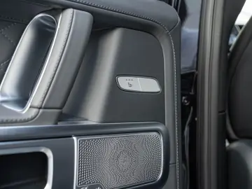 MERCEDES-BENZ G 500  Final Edition