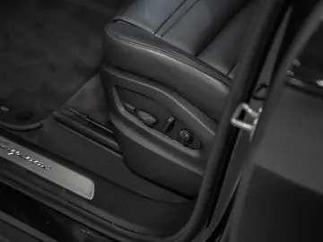 PORSCHE Cayenne E-Hybrid InnoDrive HeadUp - LIVRARE RAPIDA!