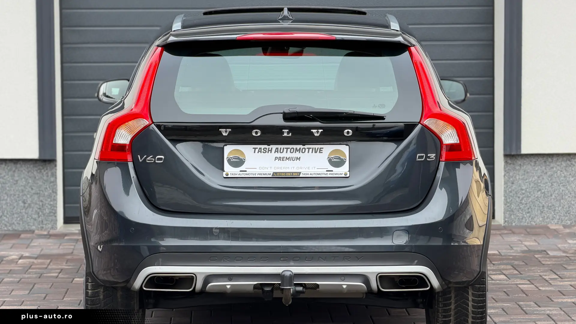 VOLVO V60 CROSS COUNTRY – D3 - 150 CP - 2016
