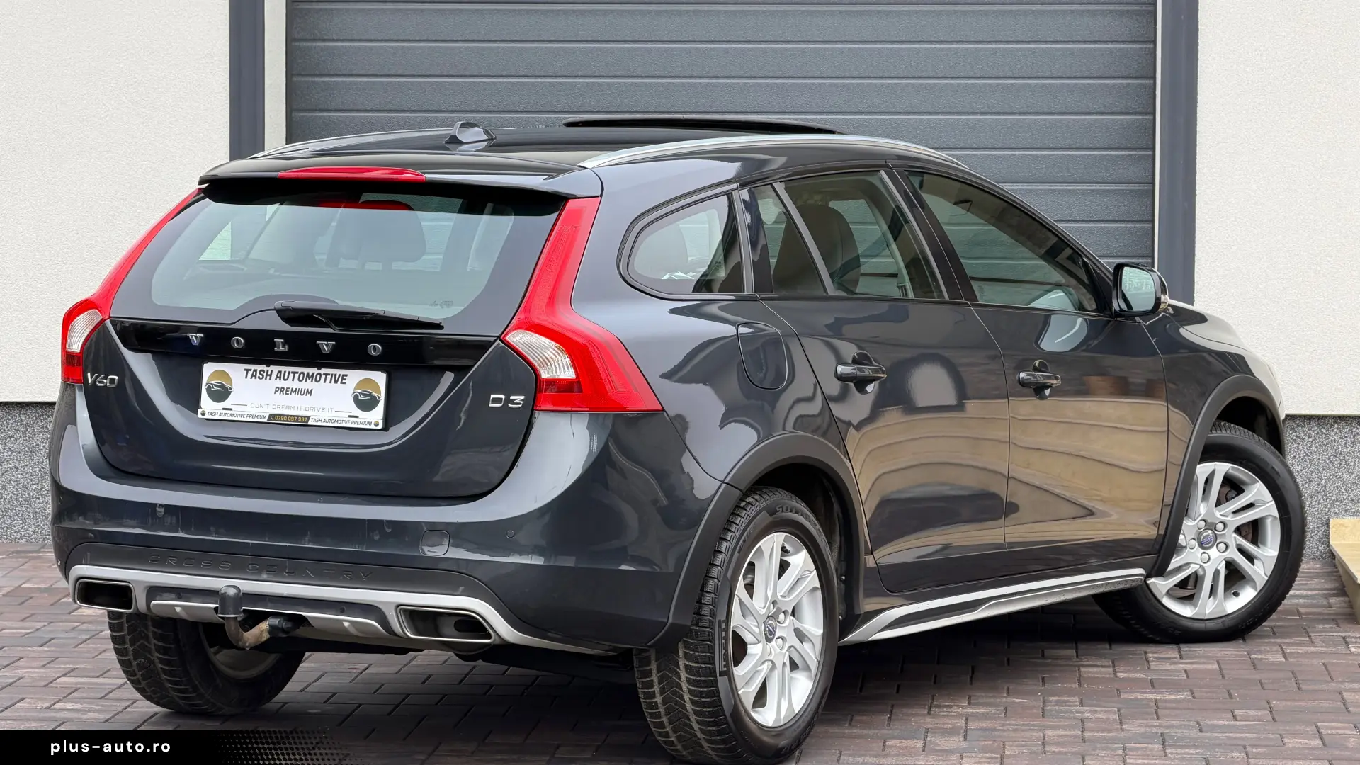 VOLVO V60 CROSS COUNTRY – D3 - 150 CP - 2016