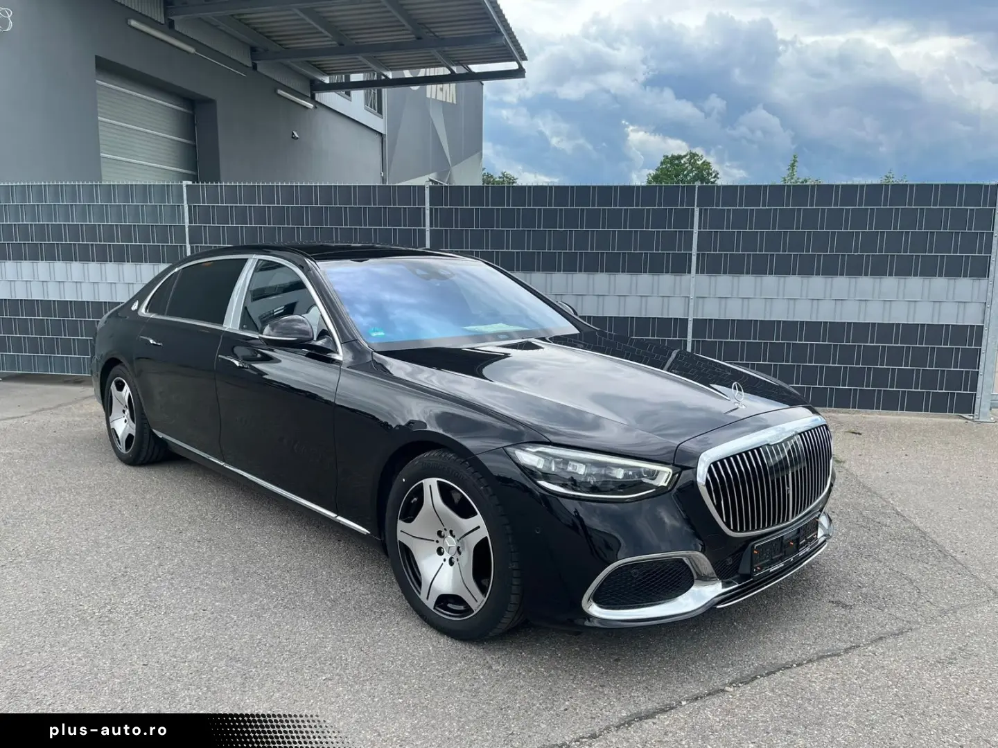 MERCEDES-BENZ S 680 Maybach 4M Pano-Exclusive-TV-Standhzg.