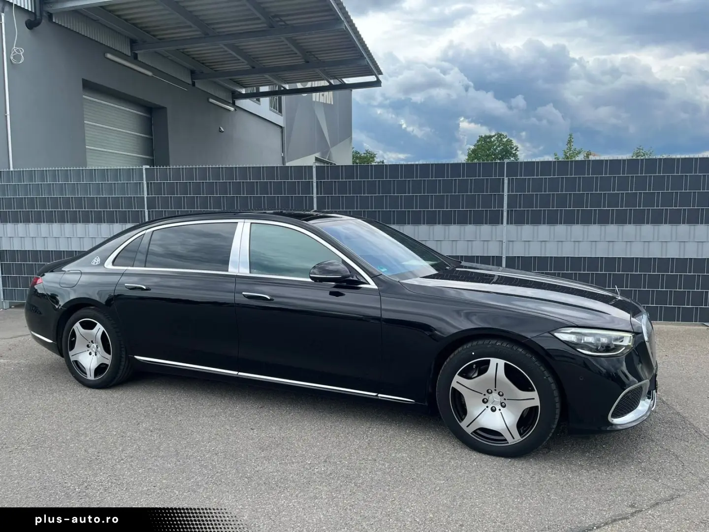 MERCEDES-BENZ S 680 Maybach 4M Pano-Exclusive-TV-Standhzg.