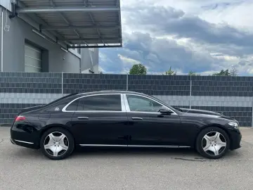 MERCEDES-BENZ S 680 Maybach 4M Pano-Exclusive-TV-Standhzg.