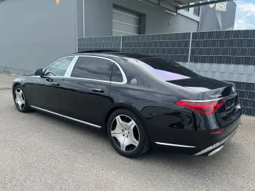 MERCEDES-BENZ S 680 Maybach 4M Pano-Exclusive-TV-Standhzg.