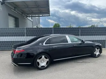 MERCEDES-BENZ S 680 Maybach 4M Pano-Exclusive-TV-Standhzg.