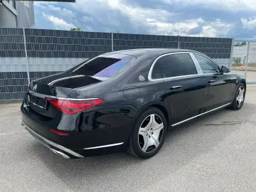 MERCEDES-BENZ S 680 Maybach 4M Pano-Exclusive-TV-Standhzg.