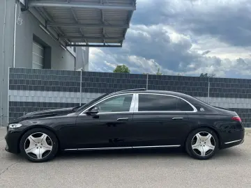 MERCEDES-BENZ S 680 Maybach 4M Pano-Exclusive-TV-Standhzg.