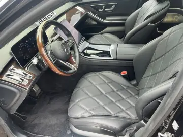 MERCEDES-BENZ S 680 Maybach 4M Pano-Exclusive-TV-Standhzg.