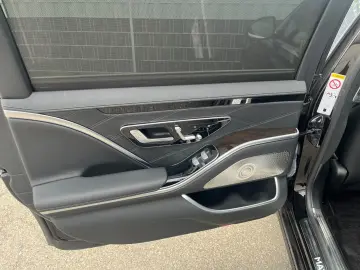 MERCEDES-BENZ S 680 Maybach 4M Pano-Exclusive-TV-Standhzg.