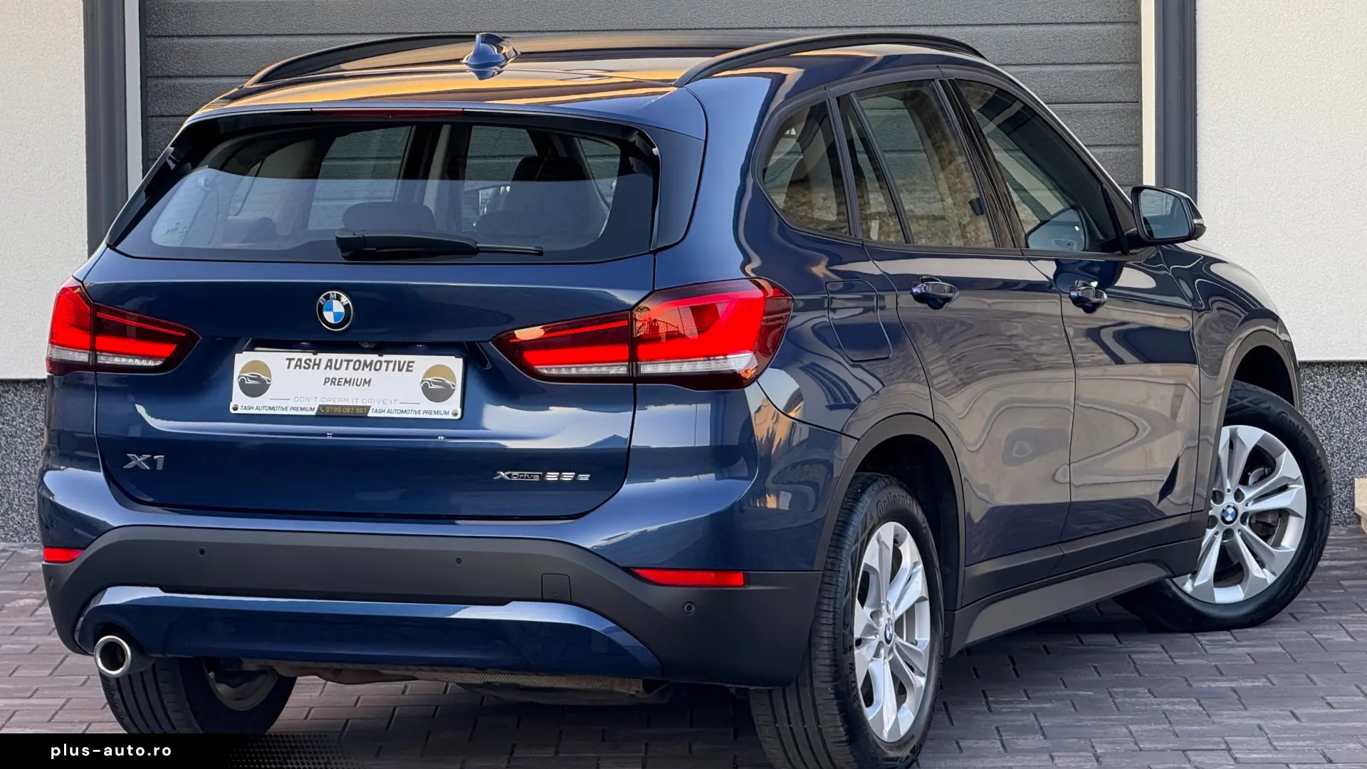 BMW X1 25e Xdrive    PLUG-IN HYBRID   AUTOMATIC -    2020