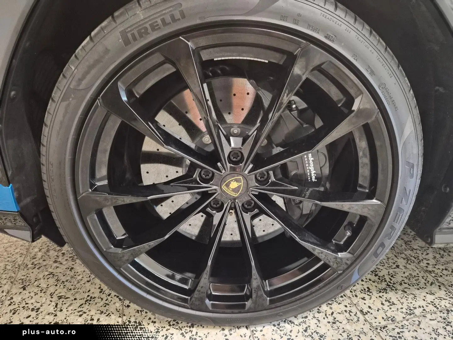 LAMBORGHINI Urus 4.0 V8 S HUD Panorama 23