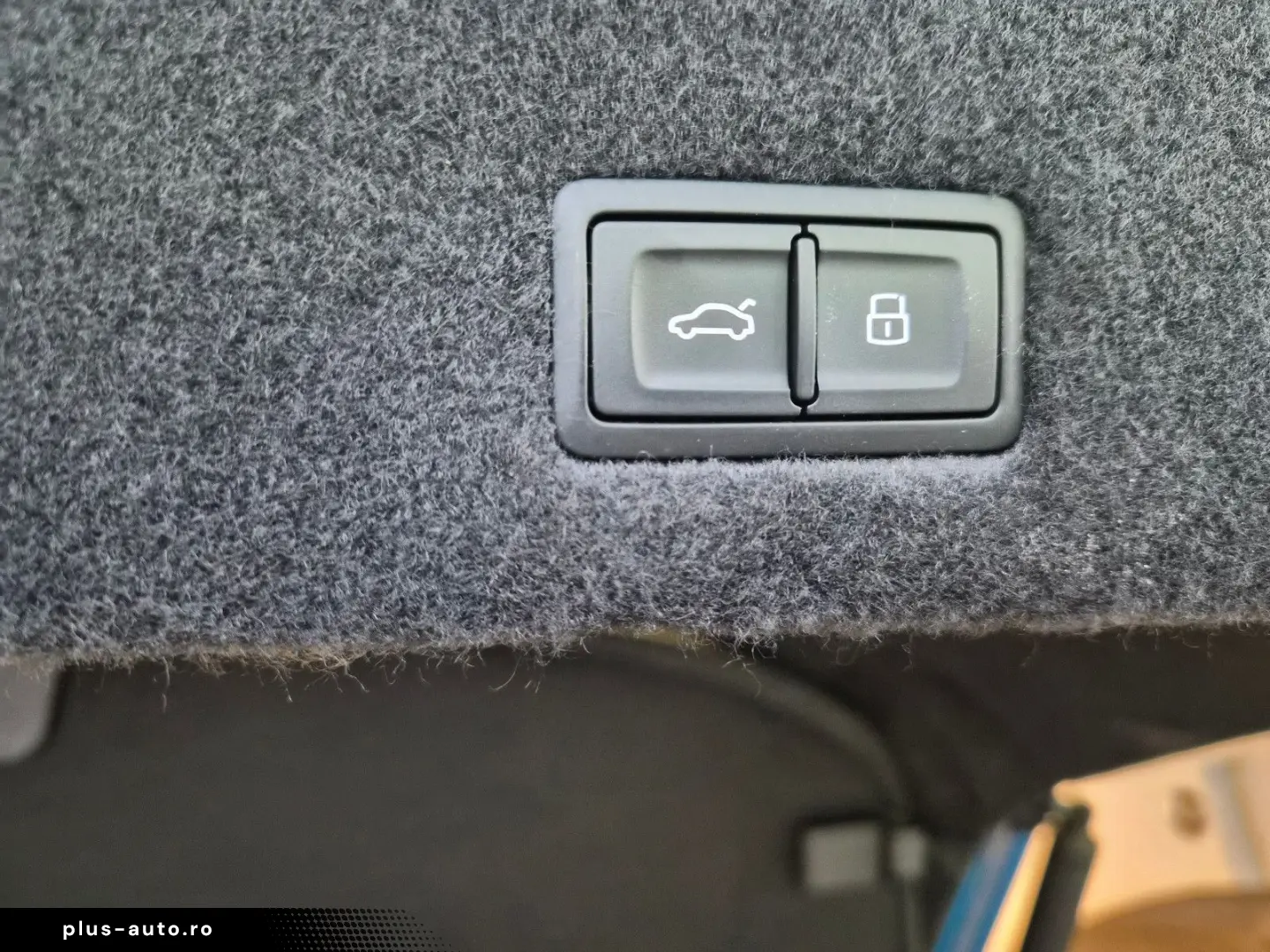 LAMBORGHINI Urus 4.0 V8 S HUD Panorama 23