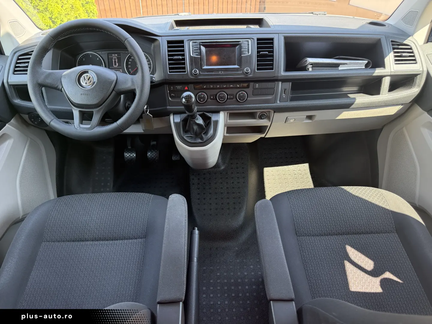 VW T6 Caravelle - 8 locuri - 2019 - 2.0 diesel 150 cp