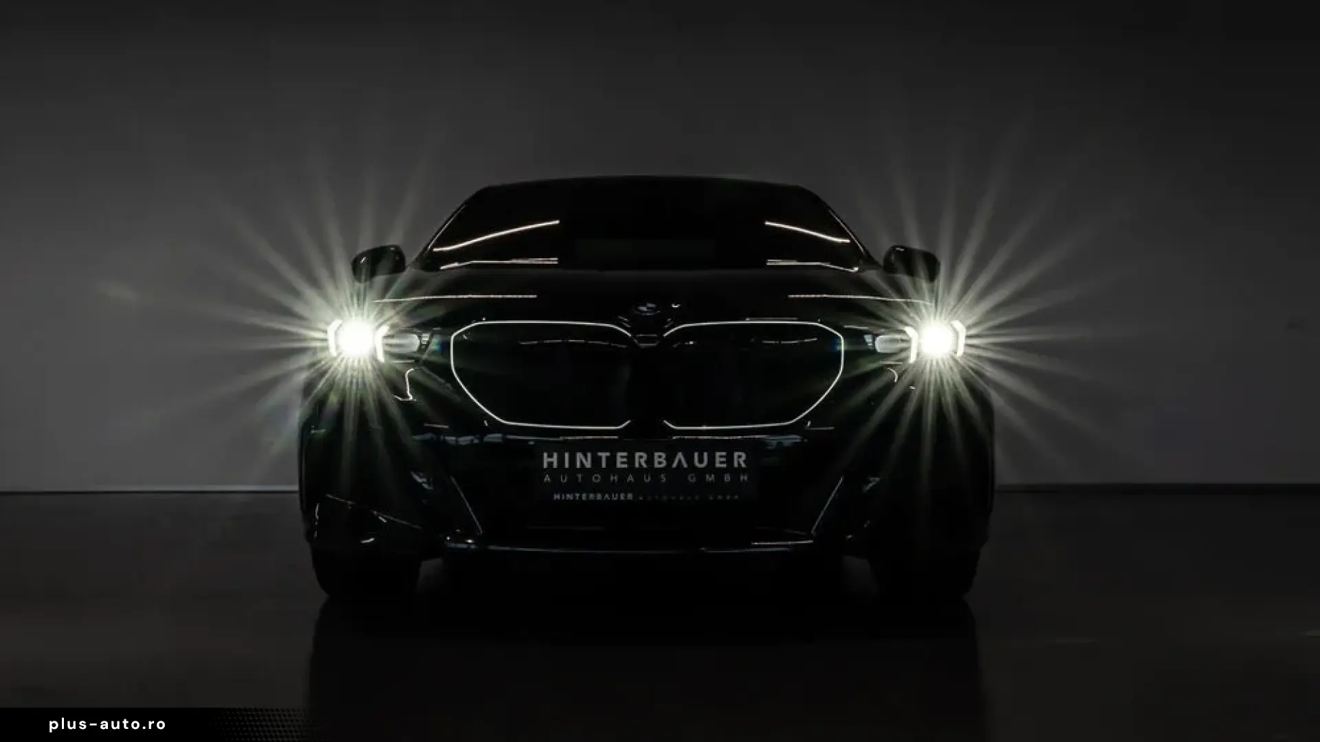 BMW 550e xDrive M-SPORT ICONIC