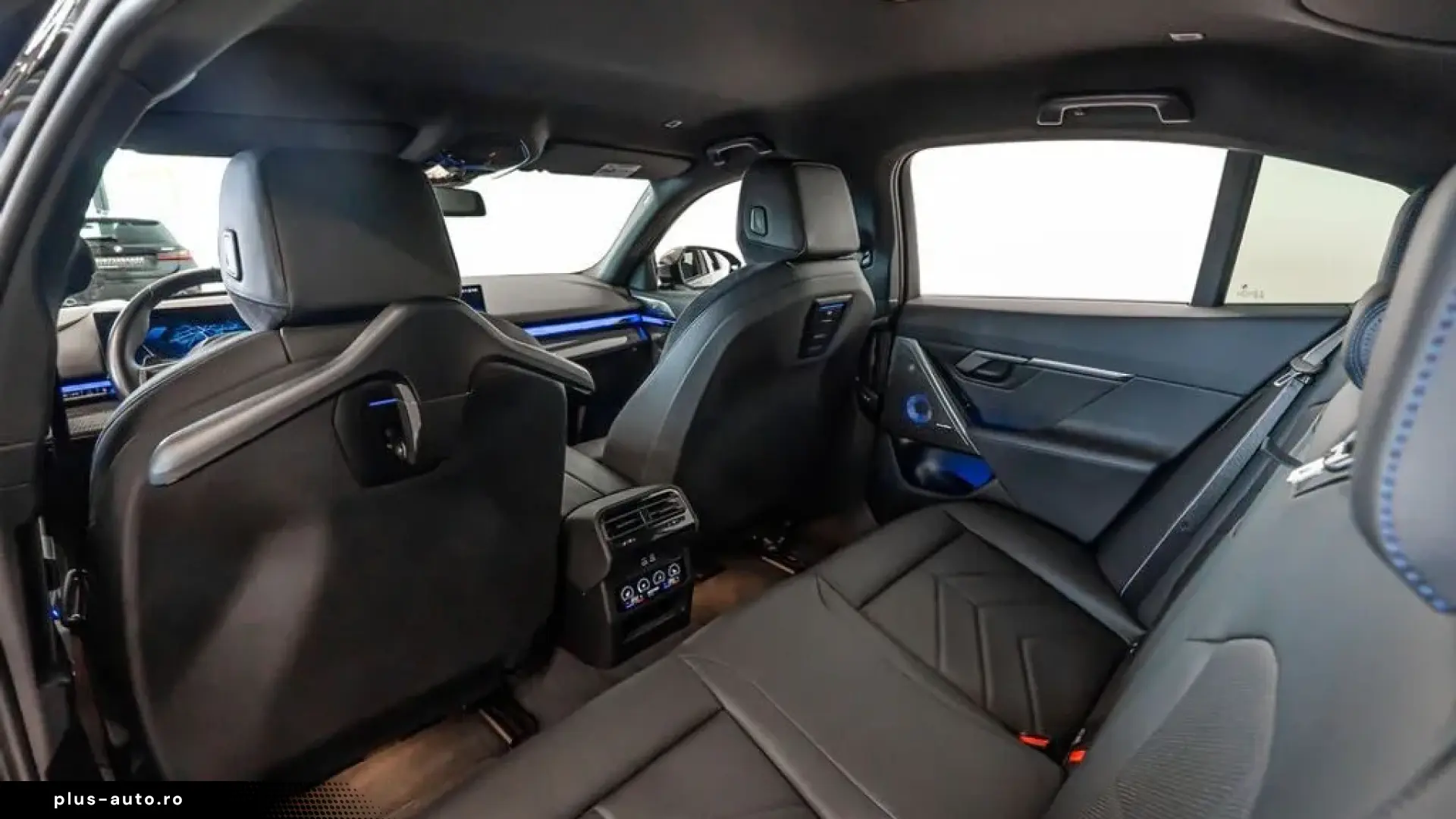 BMW 550e xDrive M-SPORT ICONIC