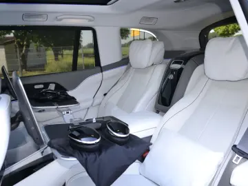 MERCEDES-BENZ GLS 600 Maybach 4Matic - LIVRARE RAPIDA!