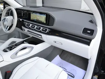 MERCEDES-BENZ GLS 600 Maybach 4Matic - LIVRARE RAPIDA!