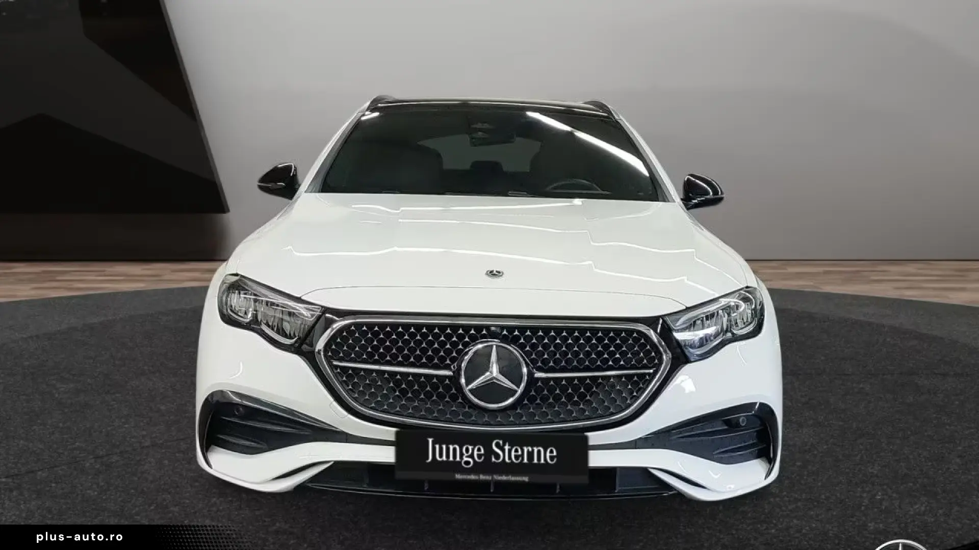 Mercedes-Benz E 220 d T AMG PANO NIGHT LED DISTRONIC