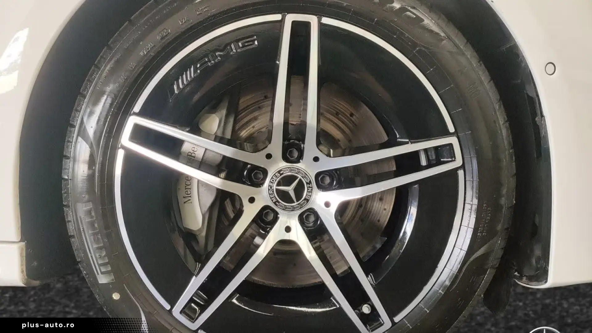 Mercedes-Benz E 220 d T AMG PANO NIGHT LED DISTRONIC