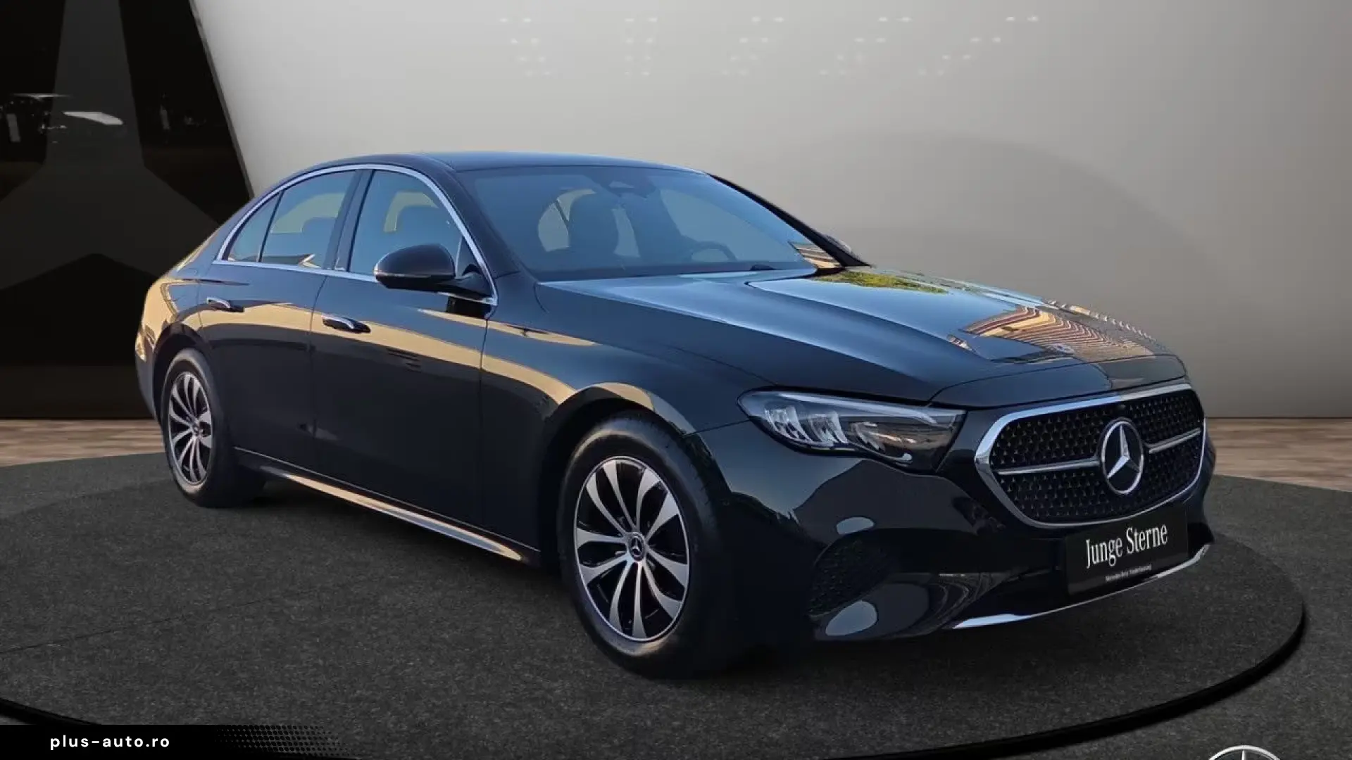Mercedes-Benz E 220 d Avantgarde Adv Burm4D
