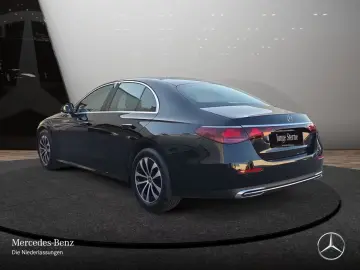 Mercedes-Benz E 220 d Avantgarde Adv Burm4D