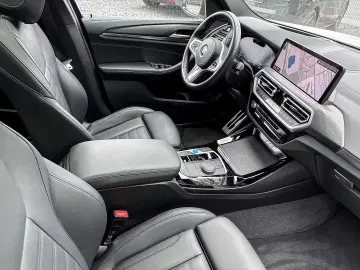 BMW iX3 M-SPORT AHK LED NAVI ACC H K