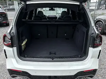 BMW iX3 M-SPORT AHK LED NAVI ACC H K