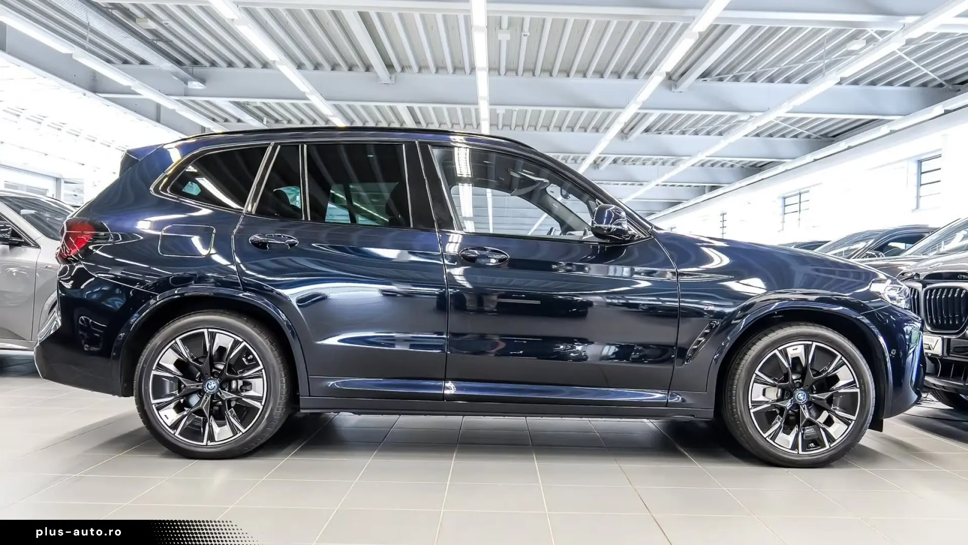 BMW iX3 HUD PANO ACC 360