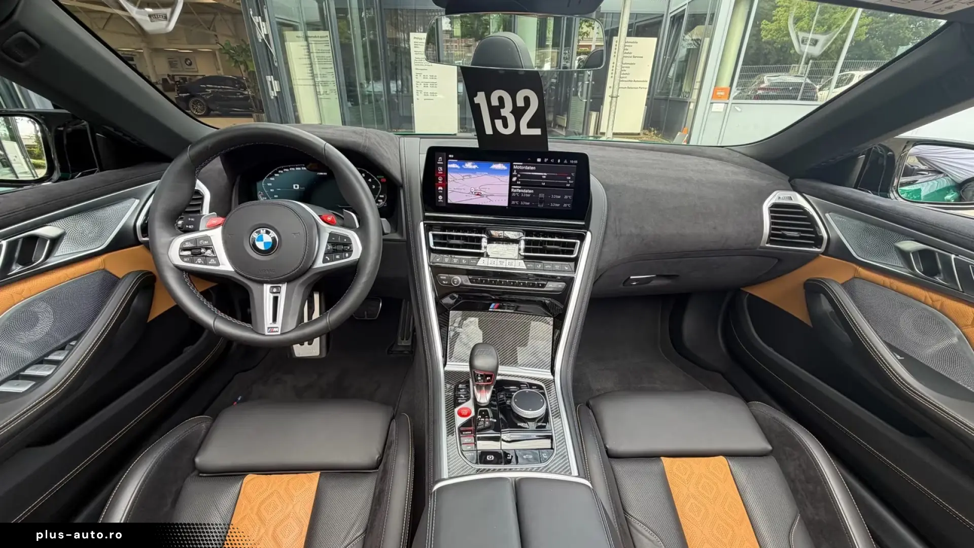 BMW M8 Competition Cabrio xDrive B&W LASER