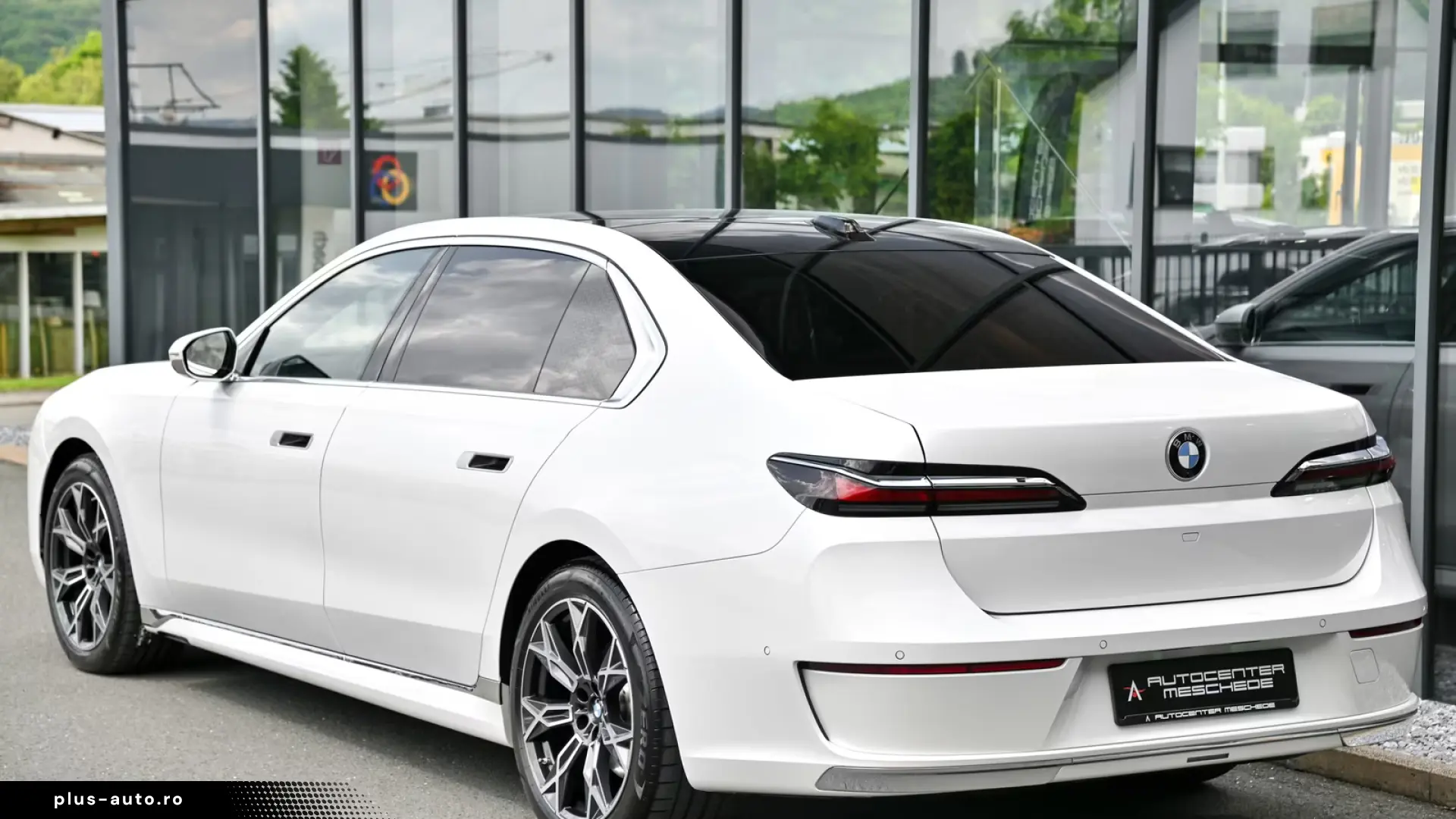 BMW 740d xDrive Design Pure Excellence  Sky Lounge