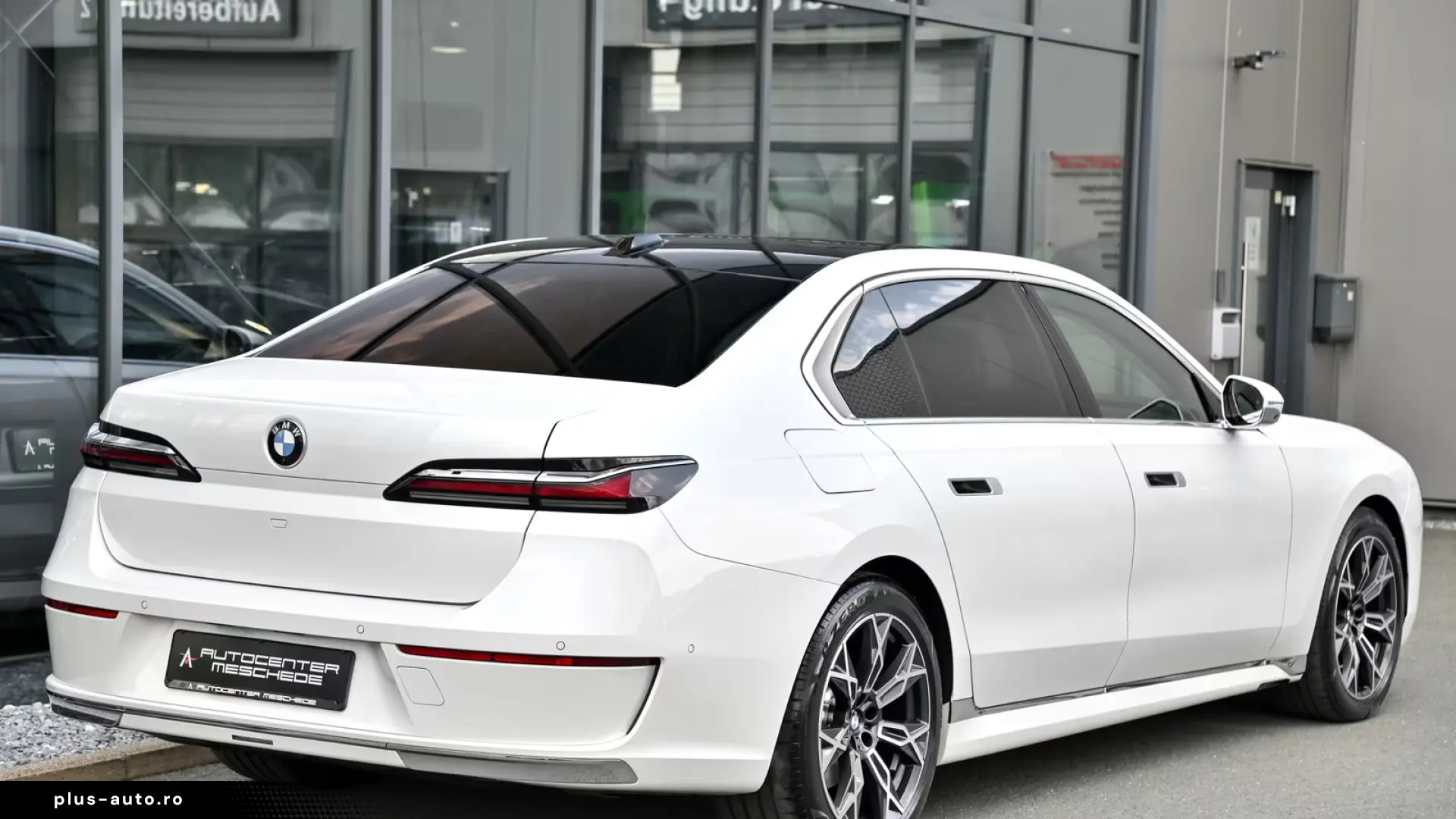BMW 740d xDrive Design Pure Excellence  Sky Lounge