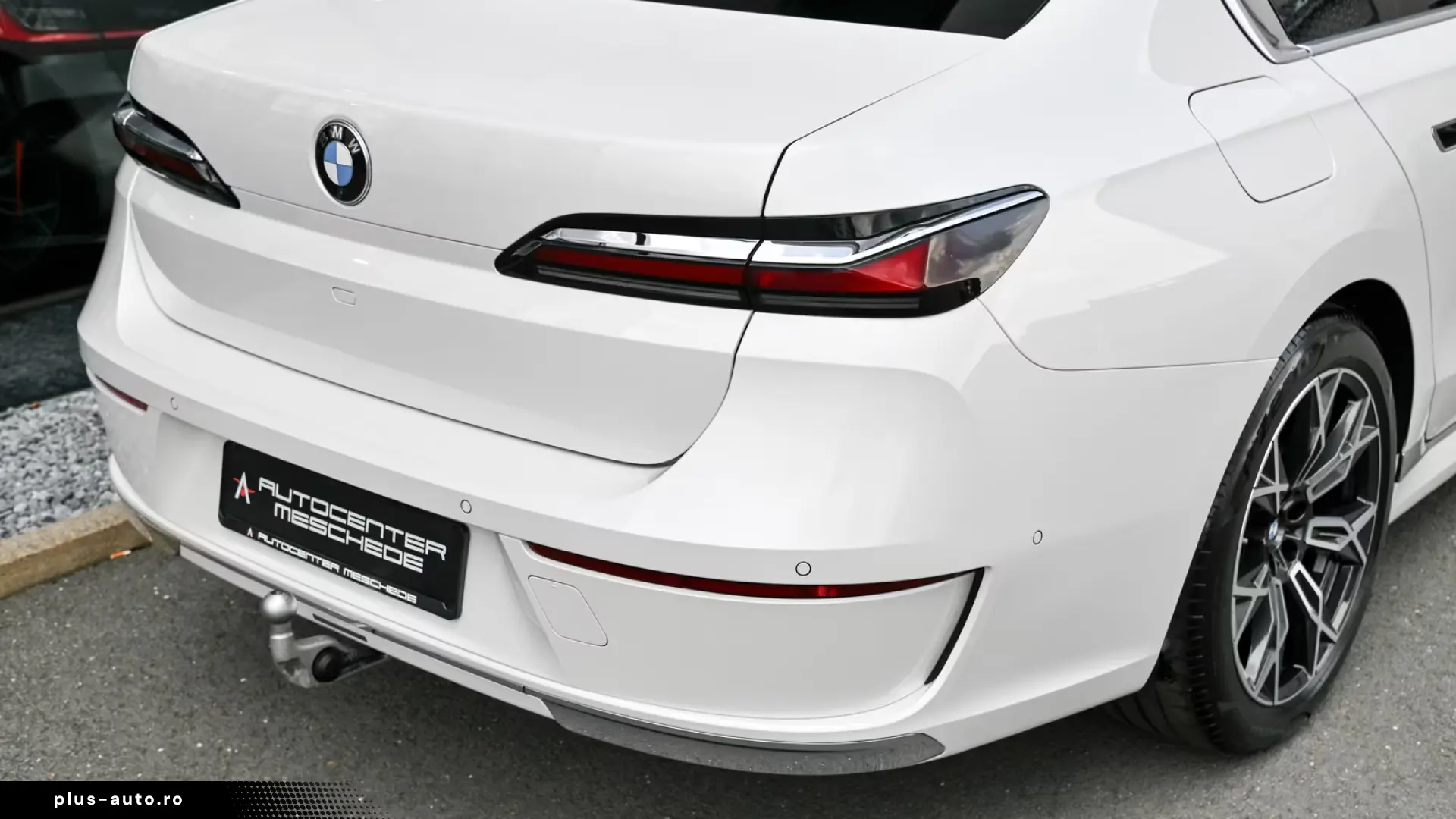 BMW 740d xDrive Design Pure Excellence  Sky Lounge