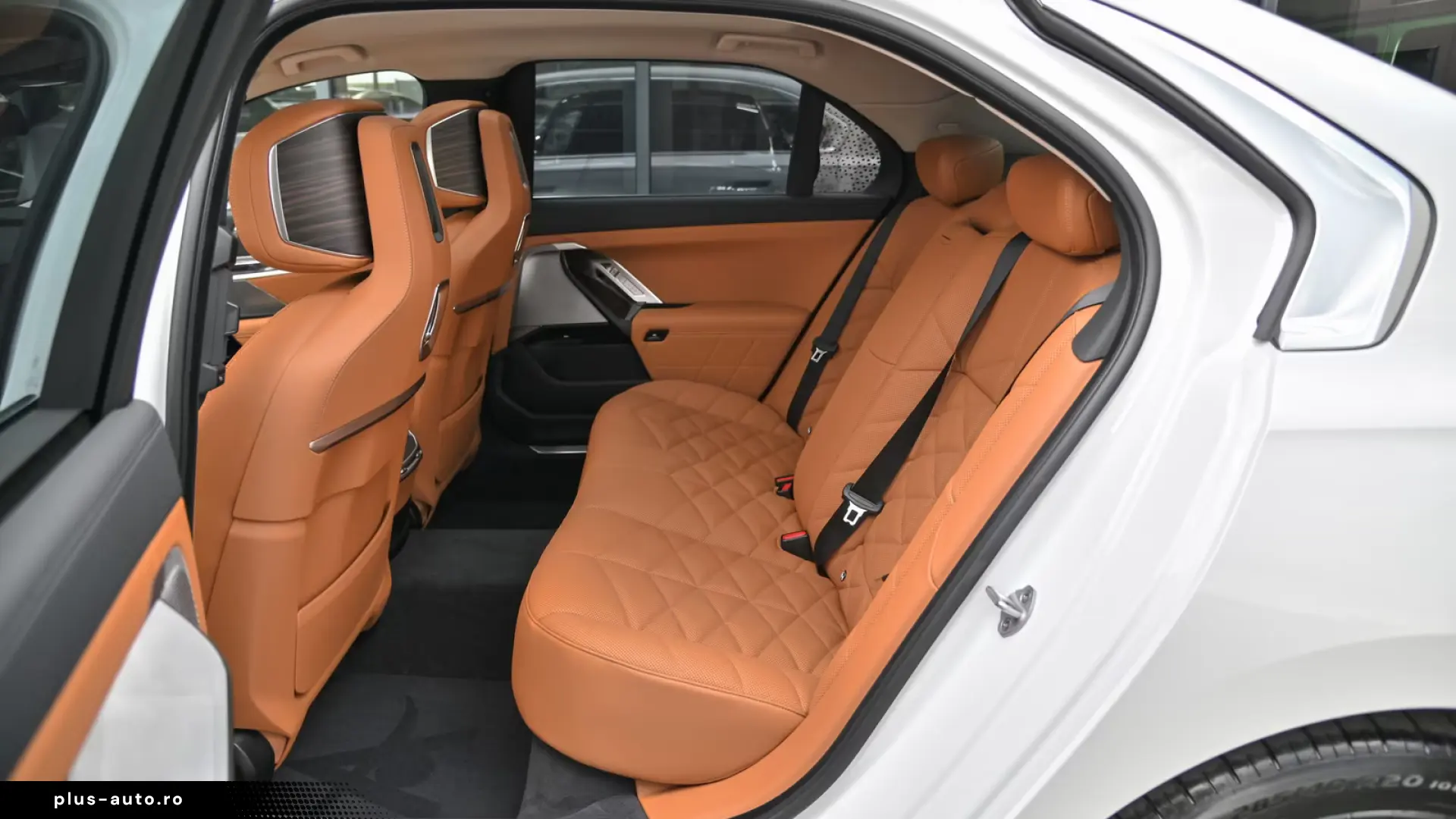 BMW 740d xDrive Design Pure Excellence  Sky Lounge