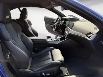 BMW M4 Competition M xDrive Cabrio Laser