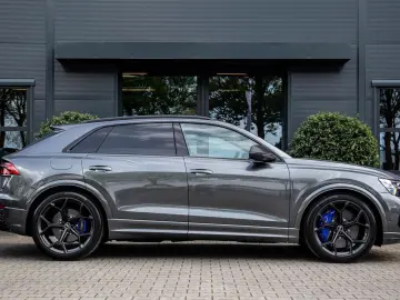 AUDI RSQ8 4.0 TFSI Performance