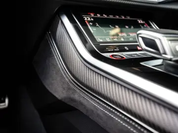 AUDI RSQ8 4.0 TFSI Performance