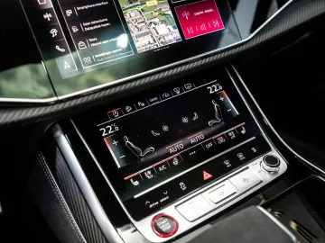AUDI RSQ8 4.0 TFSI Performance