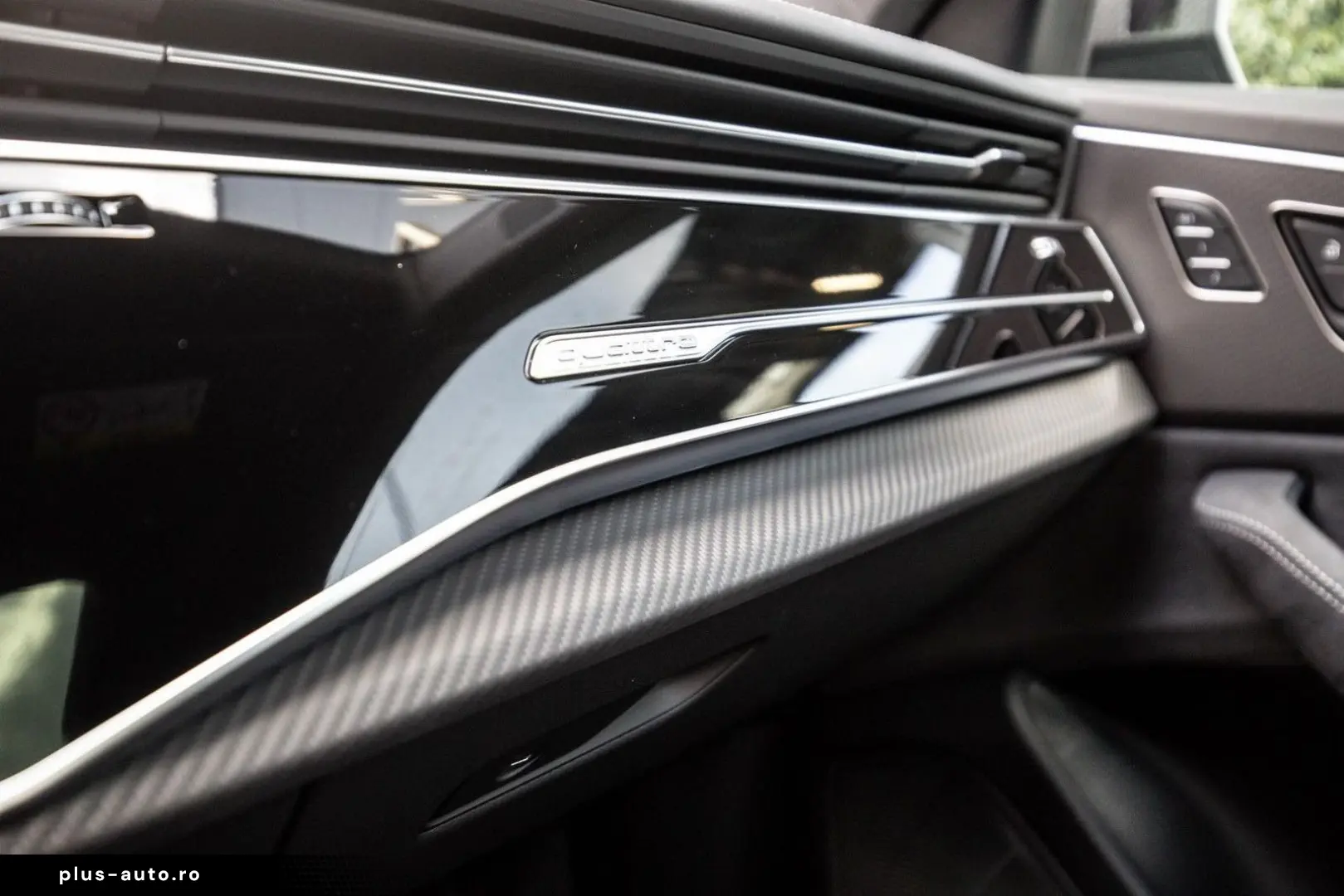 AUDI RS Q8 2025 — imagine 23