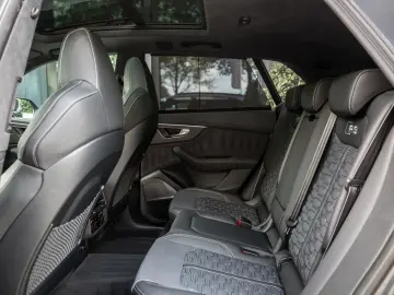 AUDI RSQ8 4.0 TFSI Performance