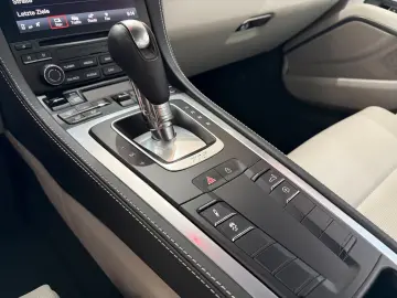 Porsche 718 Cayman Style Edition