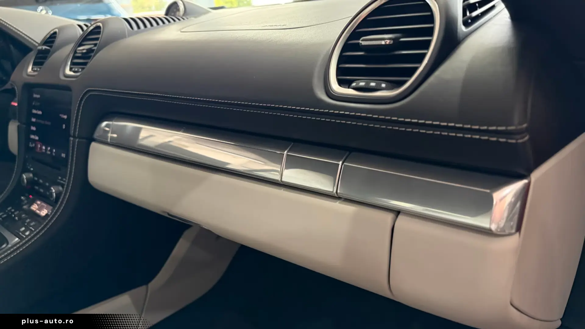 Porsche 718 Cayman Style Edition