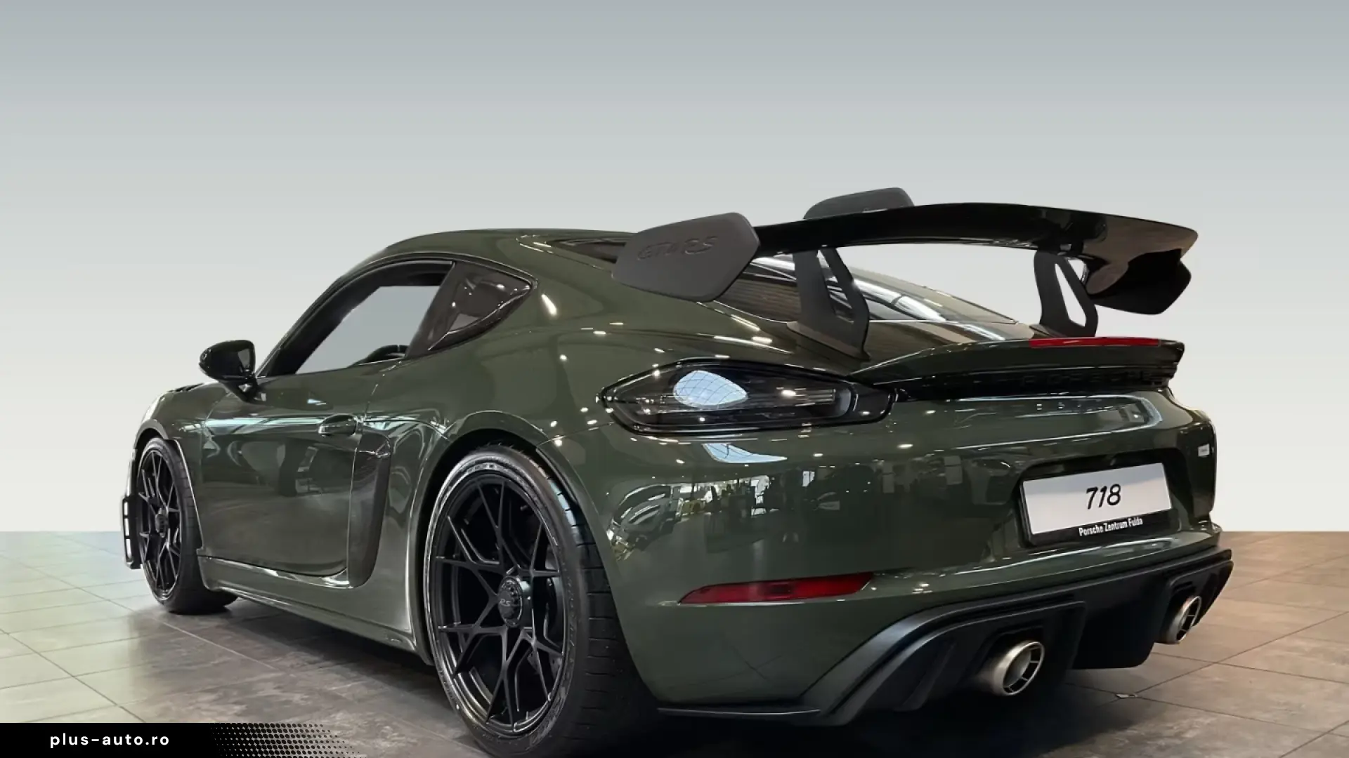 Porsche Cayman 718 GT4 RS