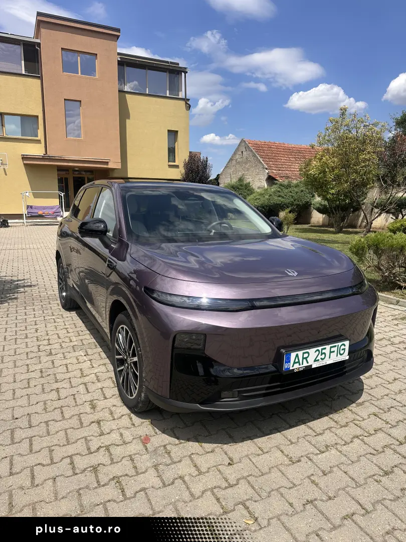 Leapmotor B10