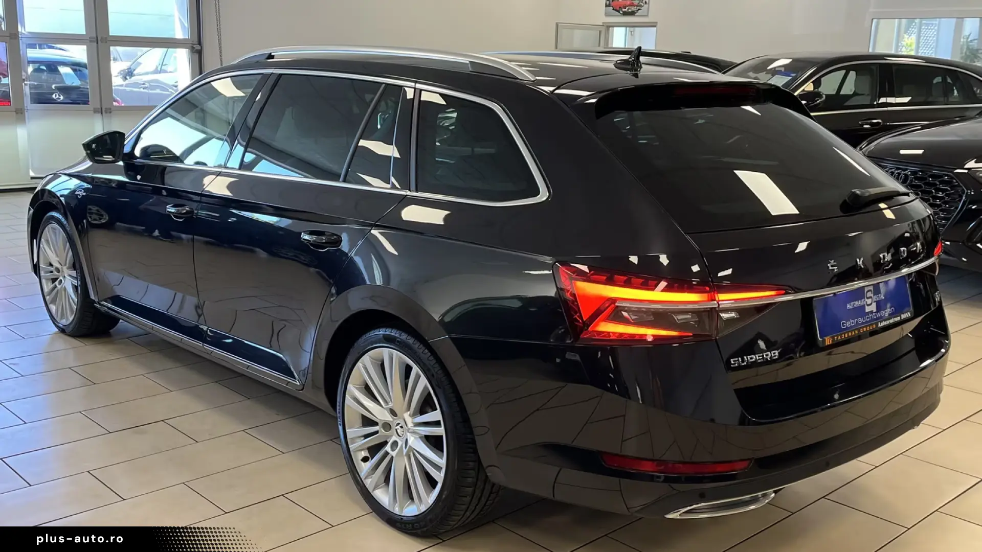 Skoda Superb L&K iV Leather 360 Cam LED AHK Navi CarPlay