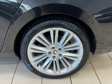 Skoda Superb L&K iV Leather 360 Cam LED AHK Navi CarPlay