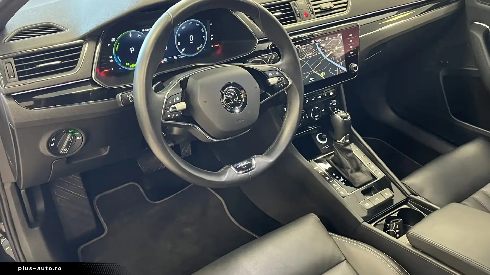 Skoda Superb L&K iV Leather 360 Cam LED AHK Navi CarPlay
