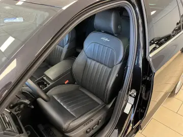 Skoda Superb L&K iV Leather 360 Cam LED AHK Navi CarPlay