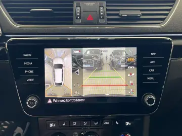 Skoda Superb L&K iV Leather 360 Cam LED AHK Navi CarPlay